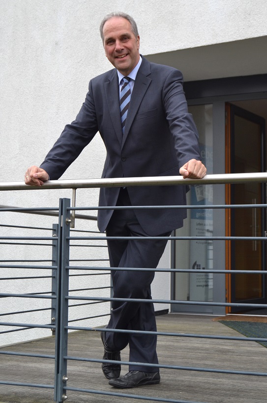 Dr. Michael Diener